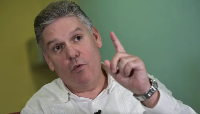 Kuba Dakwa Mantan Menteri Ekonomi atas Tuduhan Spionase dan Kejahatan Moneter